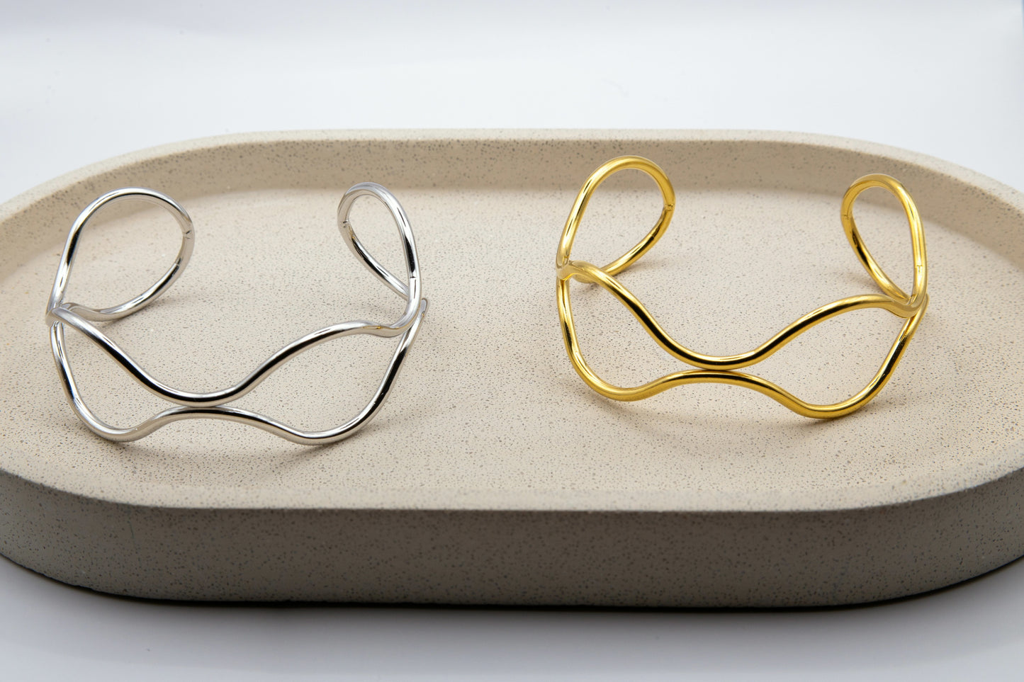 GIA CUFF